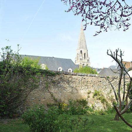 Vendome Au Bord Du Loir Bed and Breakfast Exteriör bild