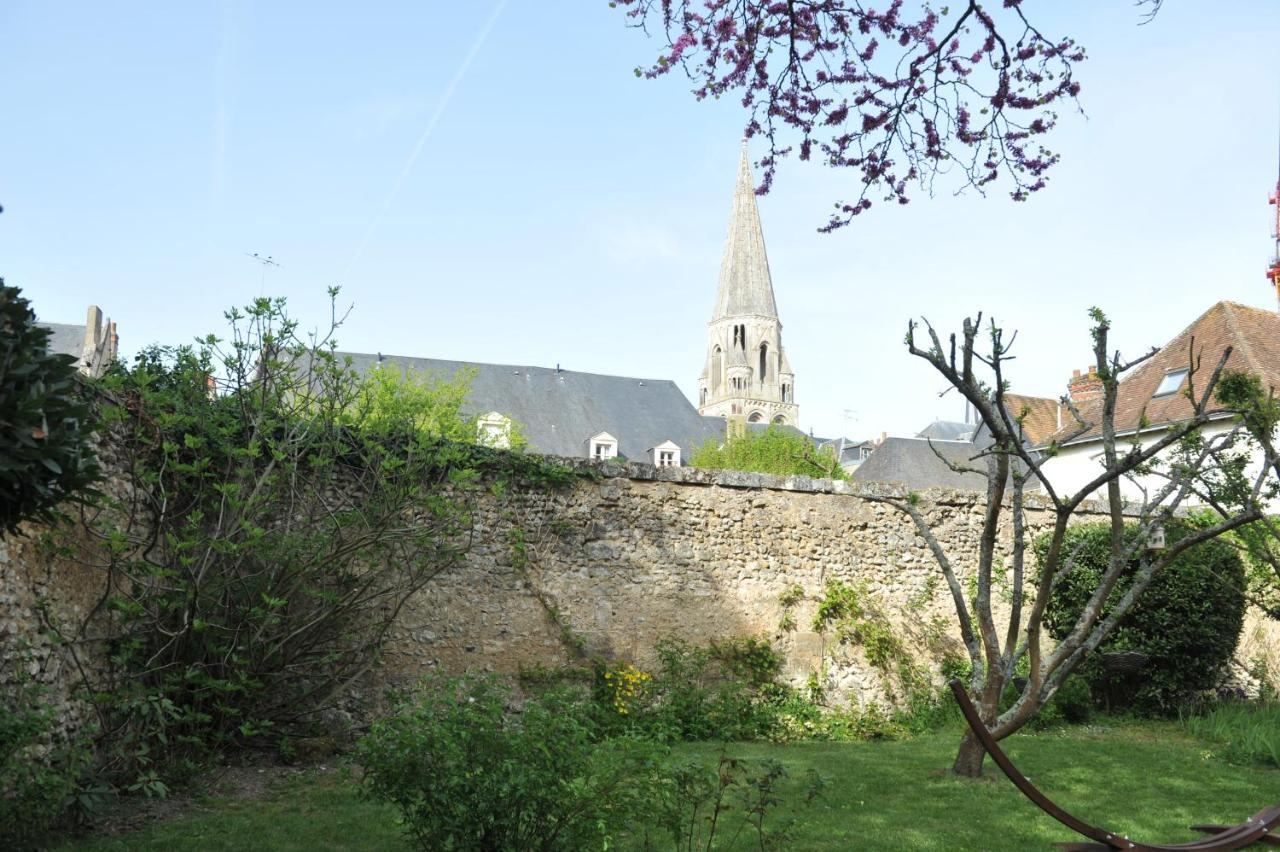 Vendome Au Bord Du Loir Bed and Breakfast Exteriör bild