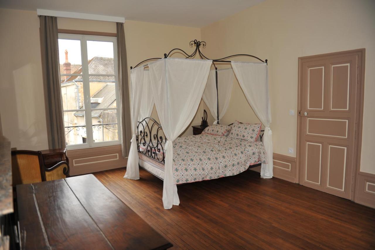 Vendome Au Bord Du Loir Bed and Breakfast Exteriör bild